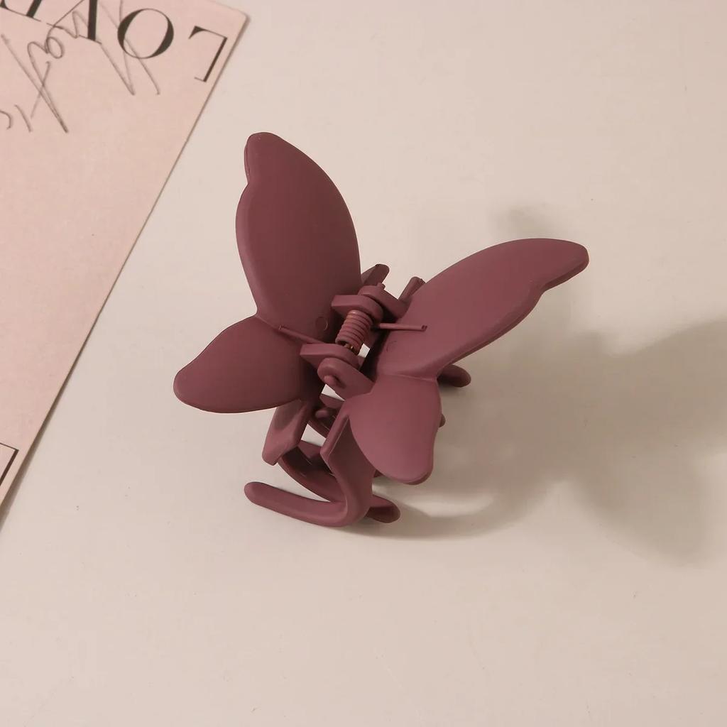 Sweet Frosted Matte Butterfly Hair Claw Clip Women Simple Solid Color Fashion Exquisite Shark Clip for Girl Hair Accessories