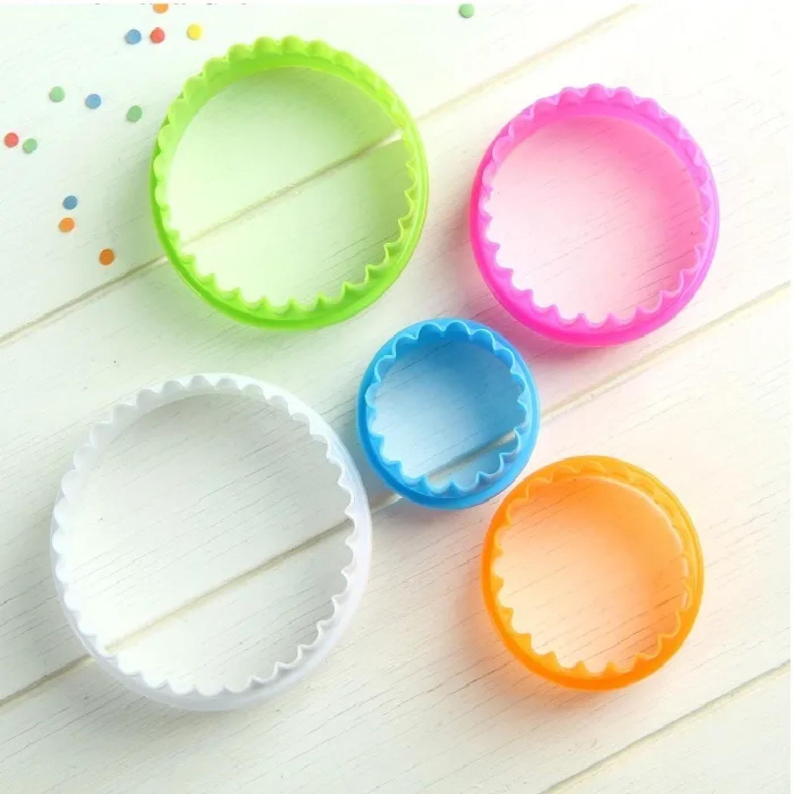 

Инструменты для высечки и печати на тортах из помадки, 5 шт. в упаковке, случайные цвета One Size