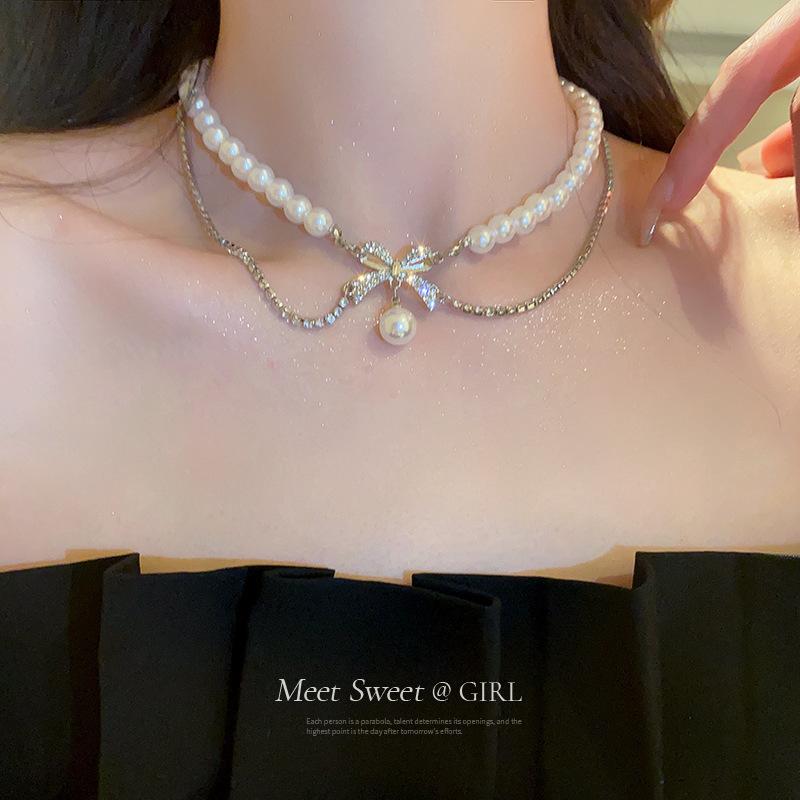 Belated romance~ flash diamond bow pearl necklace female design sense cold wind choker neck chain collarbone chain