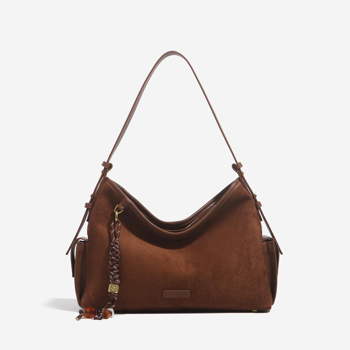 Vintage Matte Suede Tote Bag with Charm - Large Capacity, Women s Single Shoulder Crossbody for Autumn/Winter 2025 Commute. 34x12x21 cm