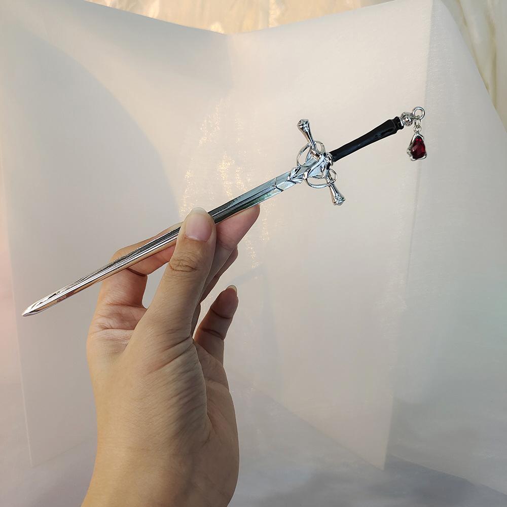 Vintage Chinese Hair Stick with Long Lasting Sword Elegant Pendant Alloy Hair Chopsticks for Cheongsam Han Clothes Dress