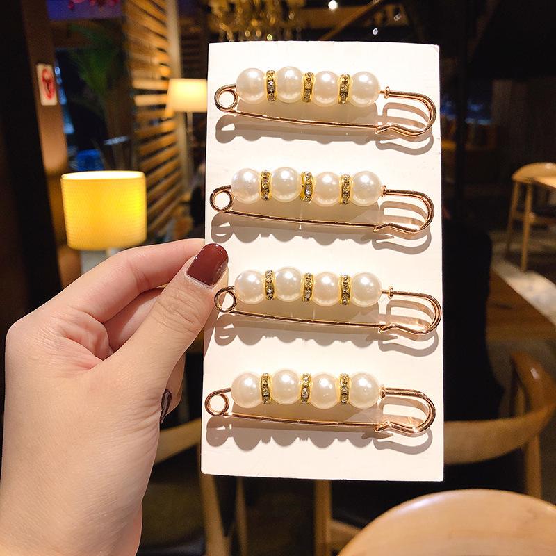 Women's Waist-Tightening Elastic Brooch Pin - Anti-Exposure Buckle for Clothes and Skirts