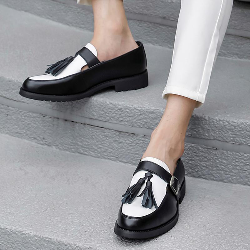 Luxury Retro Fashion Designer New Black White Tassels Casual Shoes For Men Slip On Loafter Formal Wedding Dress Homecoming