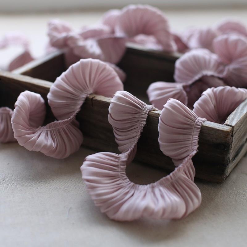 4M Glitzer Superweicher Kristall Satin Doppellagig Plissiert Rüschenspitze Besatz DIY Nähen Kleidung Rocksaum Heimtextildekor