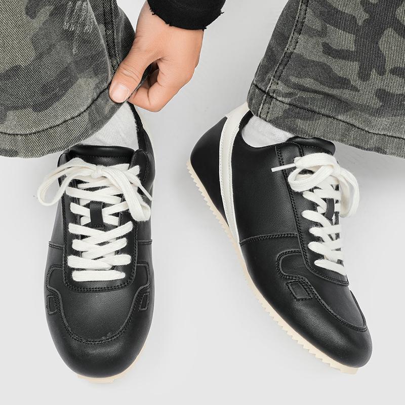 Autumn New Solid Color Comfortable Mens Casual Shoes Anti Slip Breathable Sports Shoes Wrapped Daily Commuting Walking Shoes