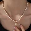 Non-beaded Freshwater Pearl Pendant Necklace Stainless Steel Gold-plated Necklace Light Luxury Jewelry