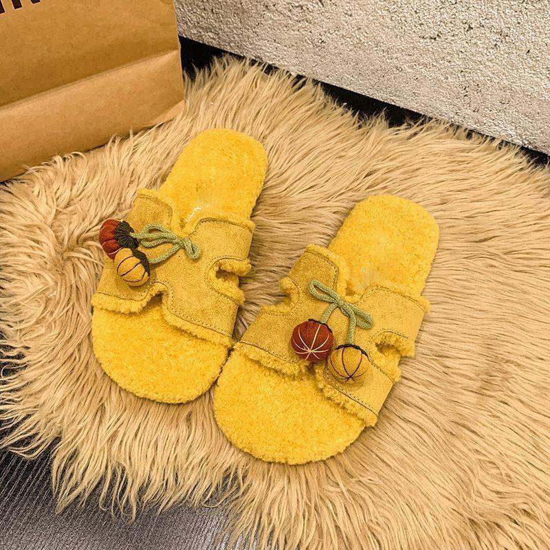 2025 Autumn and Winter Niche Cute Cartoon Small Tomato Versatile Casual Style Internet Celebrity Fashion Milk Huhu Word Mao Mao Shoes