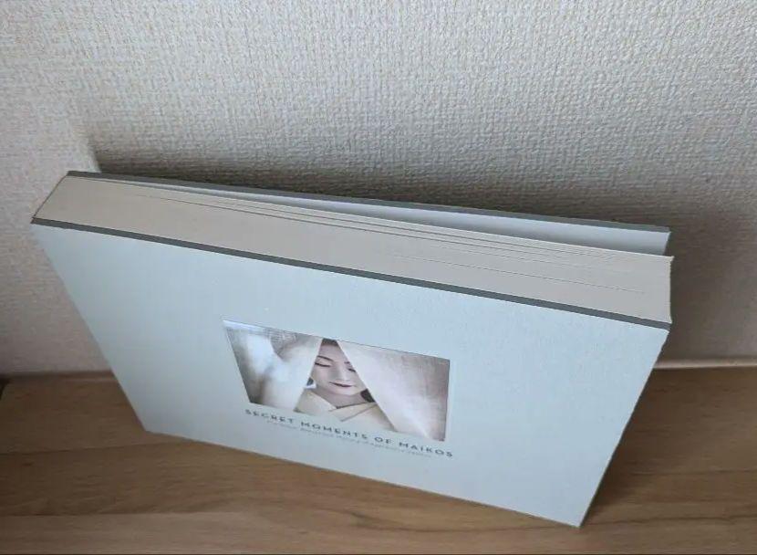 [USED] SECRET MOMENTS OF MAIKOS Photo Collection