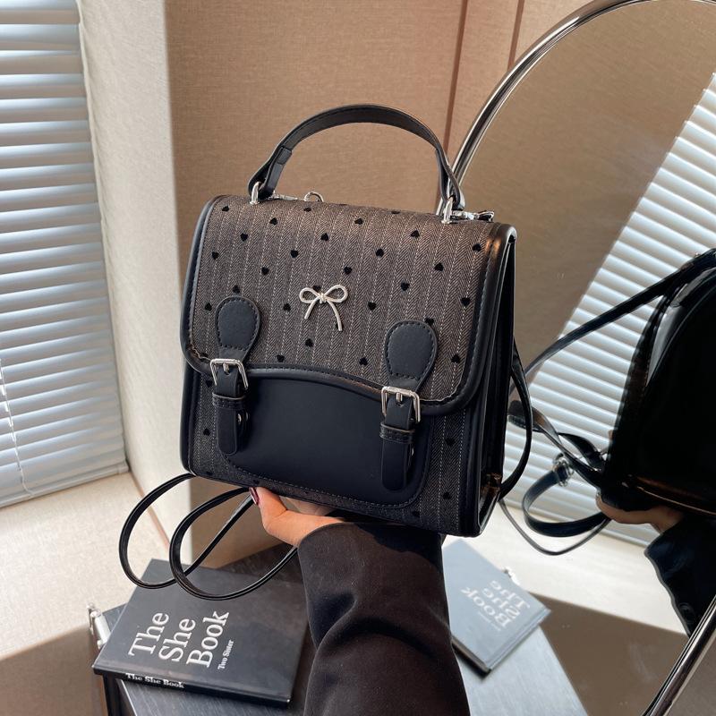 Backpack Women's Fashion Casual Versatile Portable Korean Edition Student School Bag Trend British Style Premium Travel Backpack