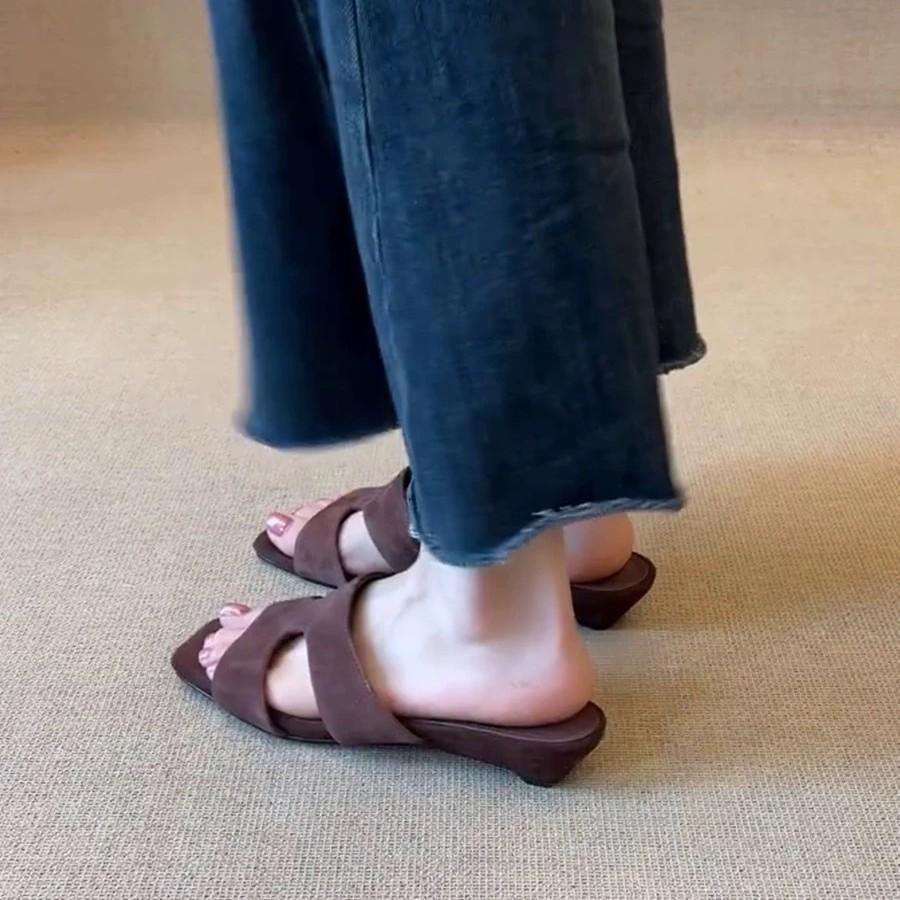 Sheepskin version~ Simple niche suede open-toed slippers for women's outer wear 2025 summer medium heel wedge cool slippers