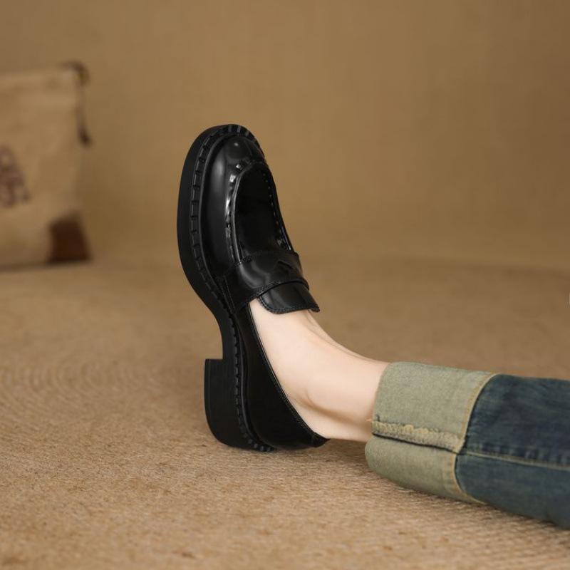 New foot cover one pedal four seasons leather shoes comfortable fashion single shoes women's round head thick sole non-slip beef tendon sole large s