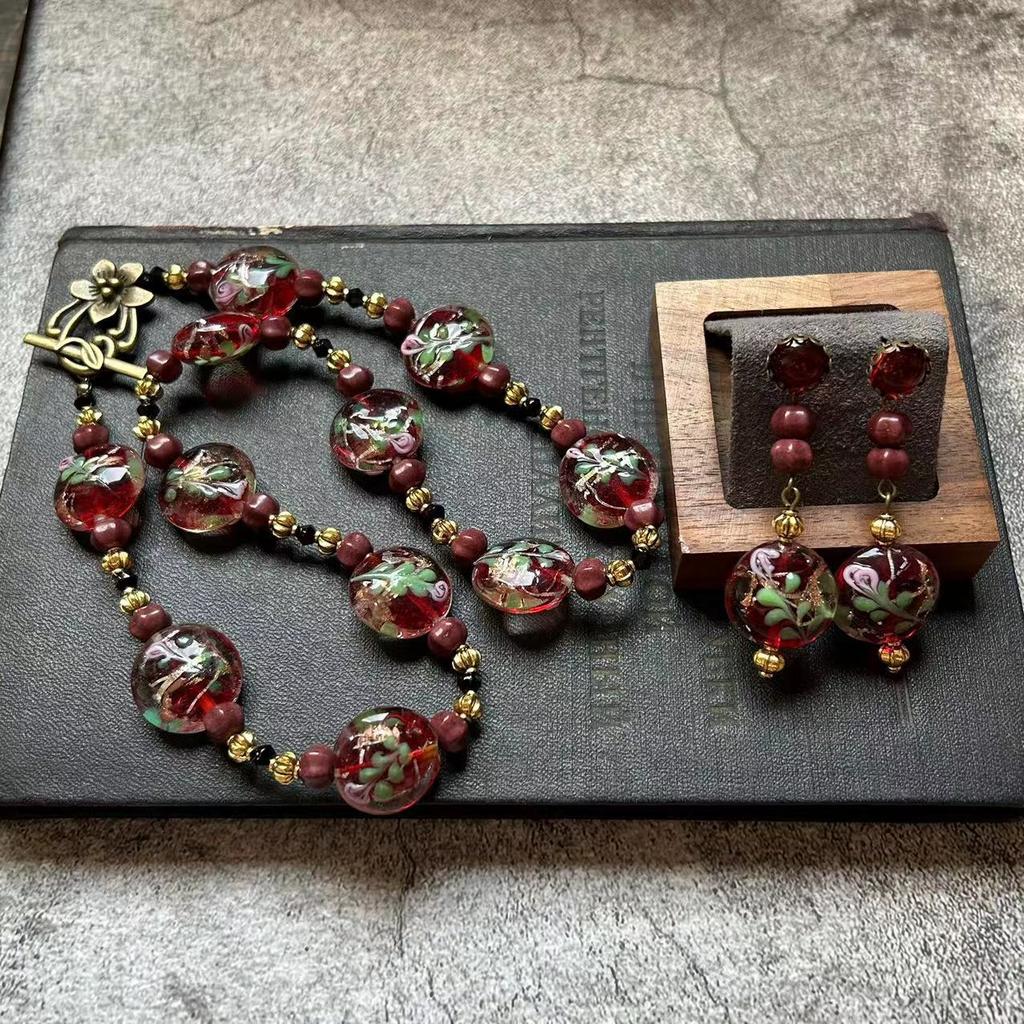 Flat and Round Three-dimensional Cake Red and Green Flower Glazed Handmade Gold Foil High-grade Glazed Necklace