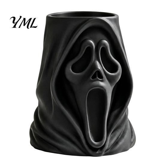 Three Dimensional Sculpture Halloween Ghost Face Candy Bucket, 3D Printed Trick or Treat Snack Holder, Small Ornament Holder Spooky Screaming Desktop