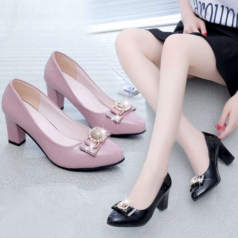 New work single shoes women's casual fashion round head soft leather Korean version medium and high heel leather shoes women's patent leather