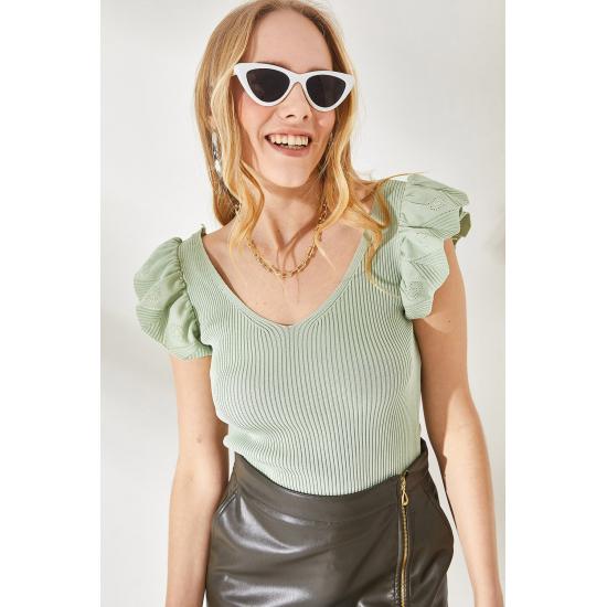 Damen-Strickbluse mit Rüschen vorne und hinten, V-Ausschnitt und Schultern