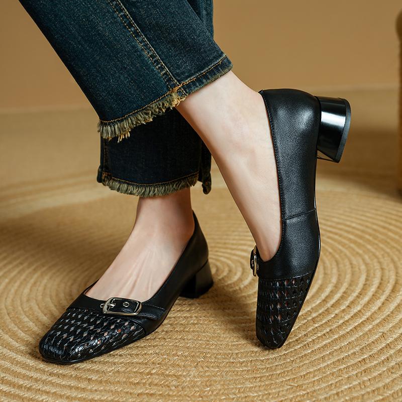 Fashion 2025 New Summer Casual Shoes for Woman Mid Heel Soft Bottom Casual Shoes Breathable Mesh Pumps Woman Fashion Hollow Out Shoes