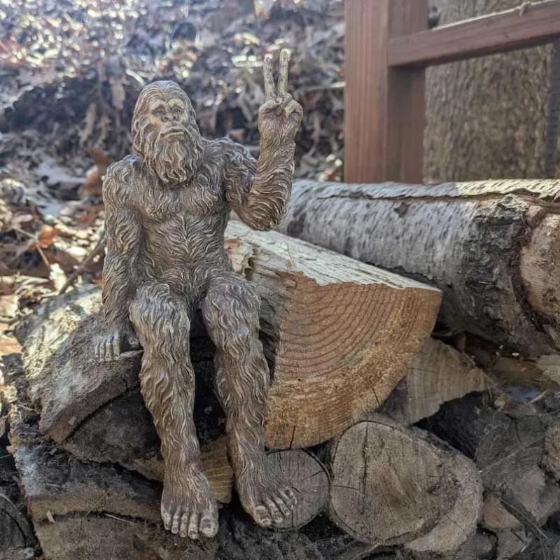 Bigfoot Peace Sign Decorative Sasquatch Yeti Statue  Gorilla Figurine Indoor Outdoor Sculpture for Patio Deck Home Office