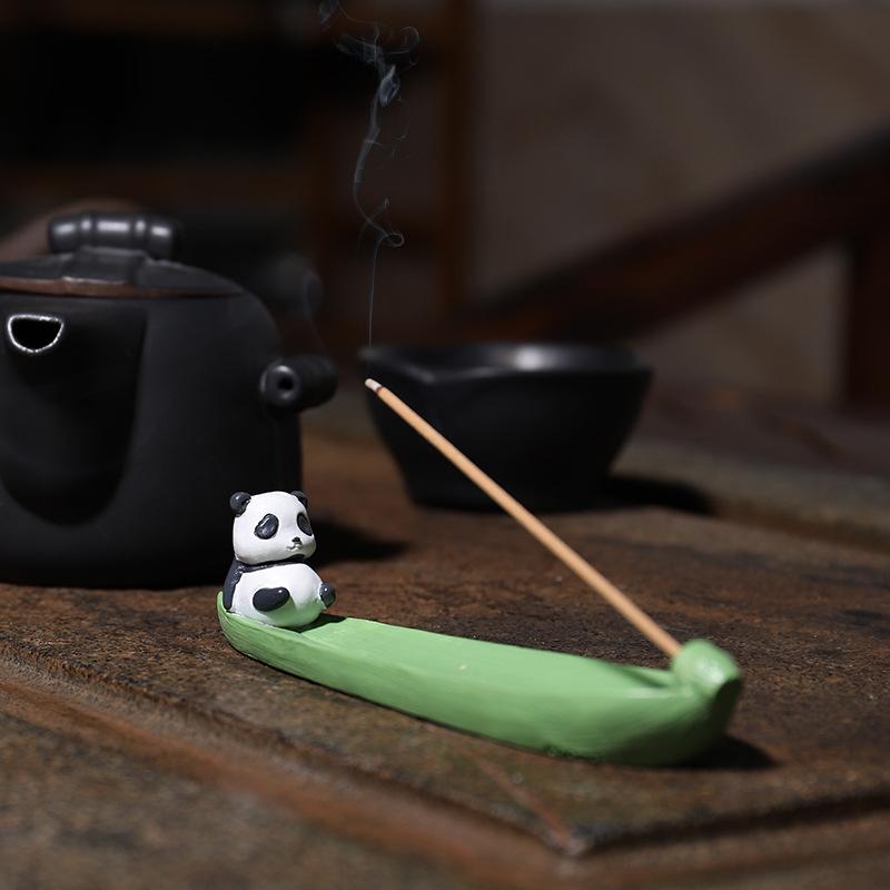 1PCS Cartoon Creative Desktop Incense Holder Tray Home Mini Incense Resin Incense Burner Desktop Ornaments