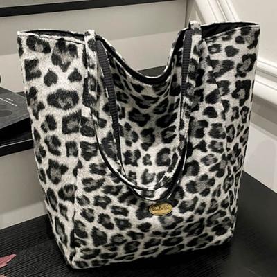 New Niche Leopard Print Canvas Bag Casual Large Capacity Double-sided Shoulder Bag Women's Commuter Tote Bag