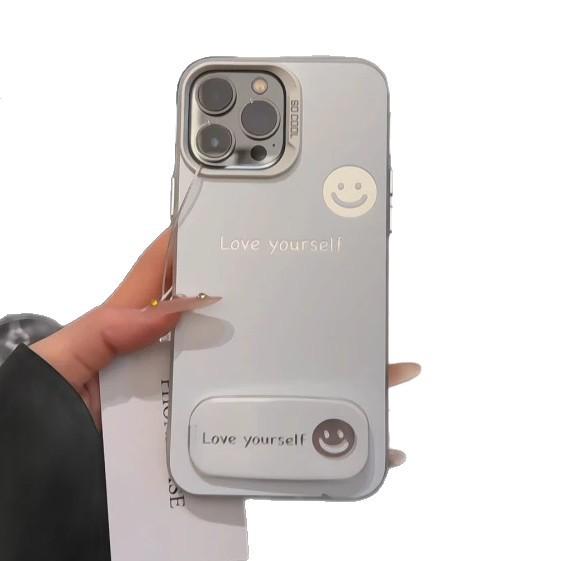 Simple English Smiley Face Bracket Is Suitable for Apple 17promax Mobile Phone Case IP16 Color Silver IMD15 Matte 14/xs.