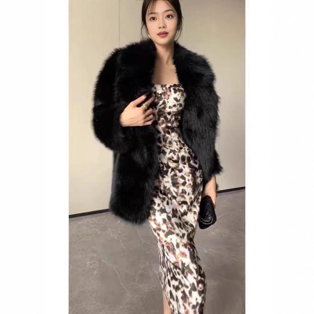 2025 Neuer Fuchspelz-Grasmantel für Damen Mittellang Lockerer Kragen Jung Pelzmantel