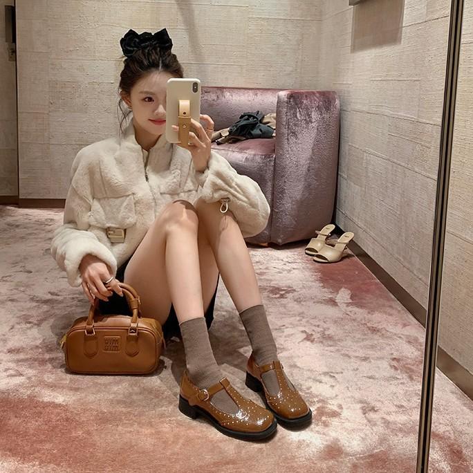 Sheepskin version~ 2025 new miu wind one-word buckle with Mary Jane loafers women's platform JK socks with small leather shoes