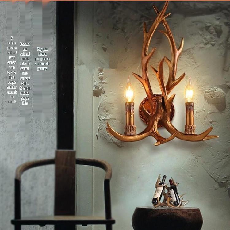 Amerikanische Retro Hirschgeweih Wandleuchte: Kreatives Harzdesign für Restaurant-, Bar- oder Gangdekoration.