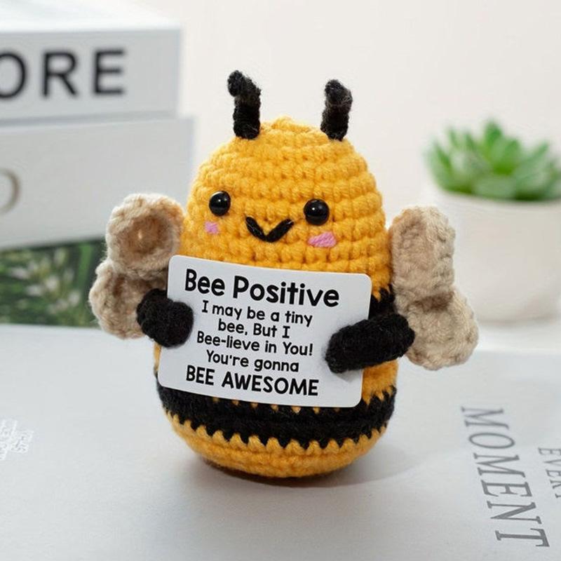 New Positive Energy Goose Hug Pocket Mini Handmade Plush Wool Knitting Doll with Card Funny Christams Gift Home Room Decoration