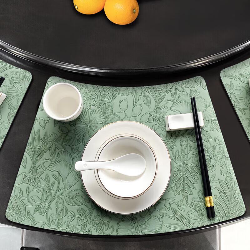 Fan-Shaped Leather Dining Placemat