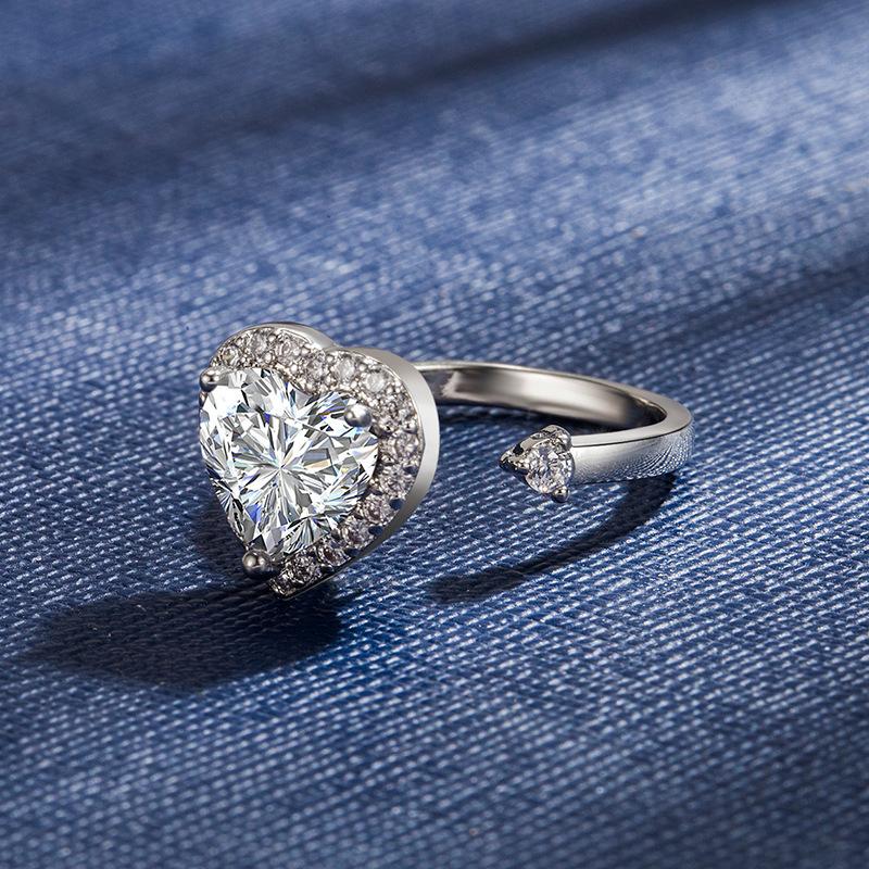 Hot-Selling Heart-Shaped Ring Rotating Real Gold Electroplating Craftsmanship Design Sense Ins Style Female Exquisite Jewelry