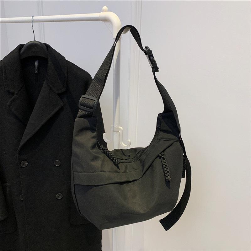 Large Capacity Nylon Oblique Span Bag Autumn New Shoulder Armpit Bag Student Commuter Leisure Dumpling Bag