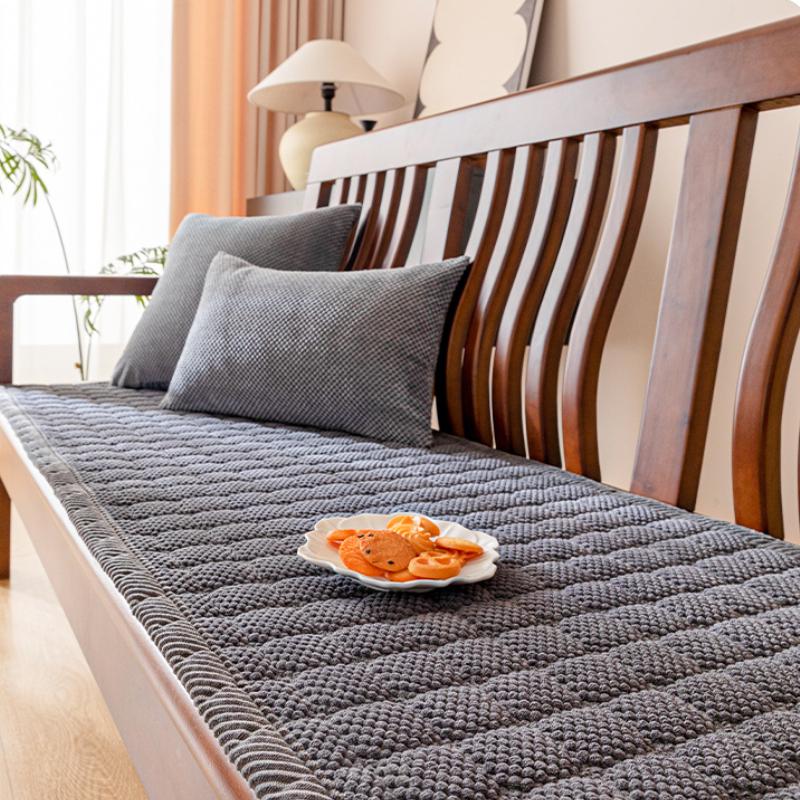 

Зимняя Толстая Вельветовая Подушка для Дивана Утолщенный Противоскользящий Чехол для Дивана Винтажная Защитная Накладка для Дивана для Украшения Гостиной 50*50cm 1pcs