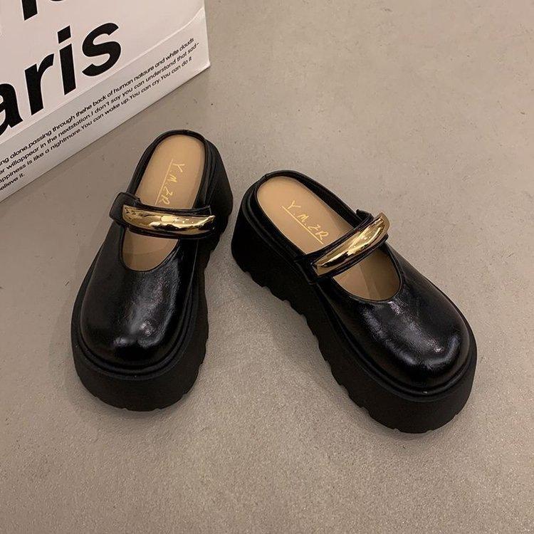 Retro beliebte Tasche Kopf Mopp Feder Neu Kleine Höhenerhöhung Dicke Sohle Leder Oberfläche Halbe Hausschuhe