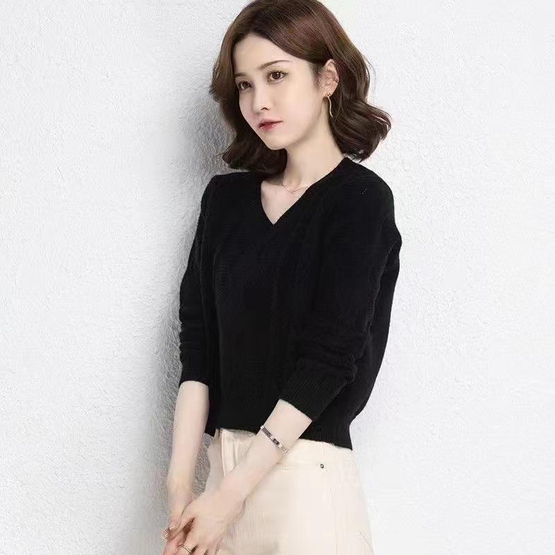 

Spring and Autumn Women s Pullover Sweater V-neck Short Sweater Knitted Top 3XL чёрный