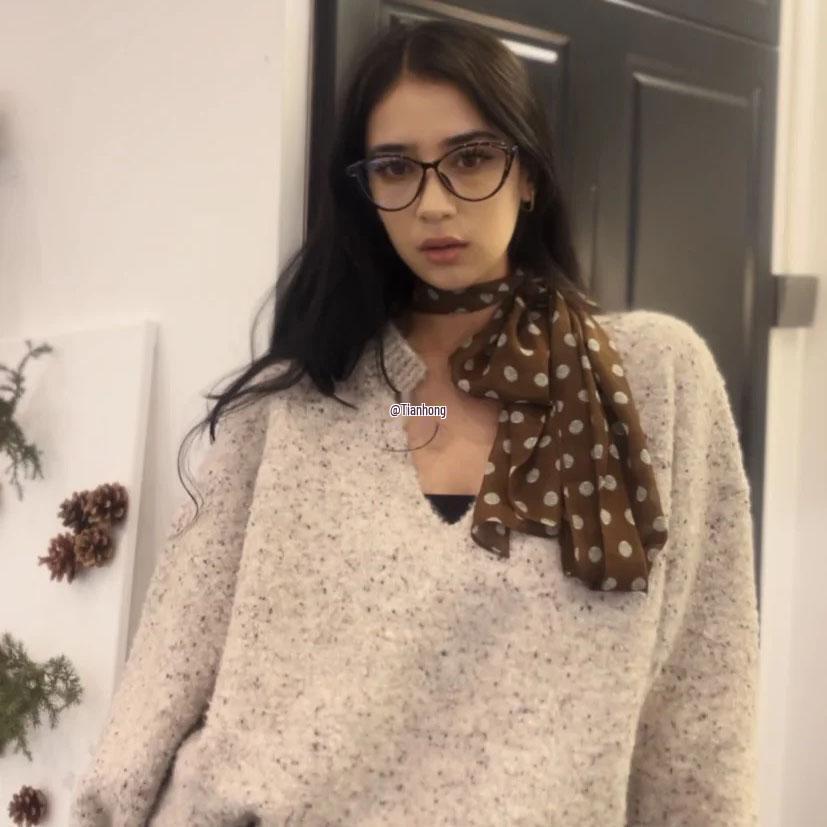 2024 Women's Brown Polka Dot Silk Scarf - Versatile Long Bandana and Tie Neck Accessory