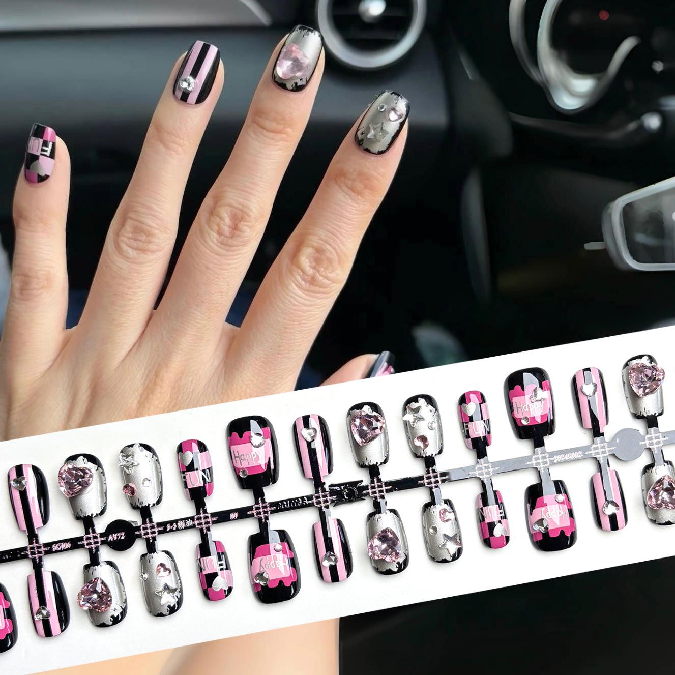 

Black Pink Y2K Style 3D Diamond Press-On Nails – Trendy Summer Nail Art