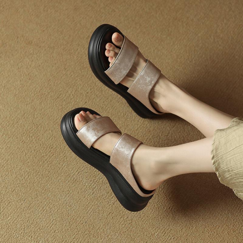 Sommer Hausschuhe für draußen weiche Sohle Größe kühle Hausschuhe Retro runde Zehenpartie zum Reinschlüpfen neue Polyurethan Ein-Wort-Hausschuhe