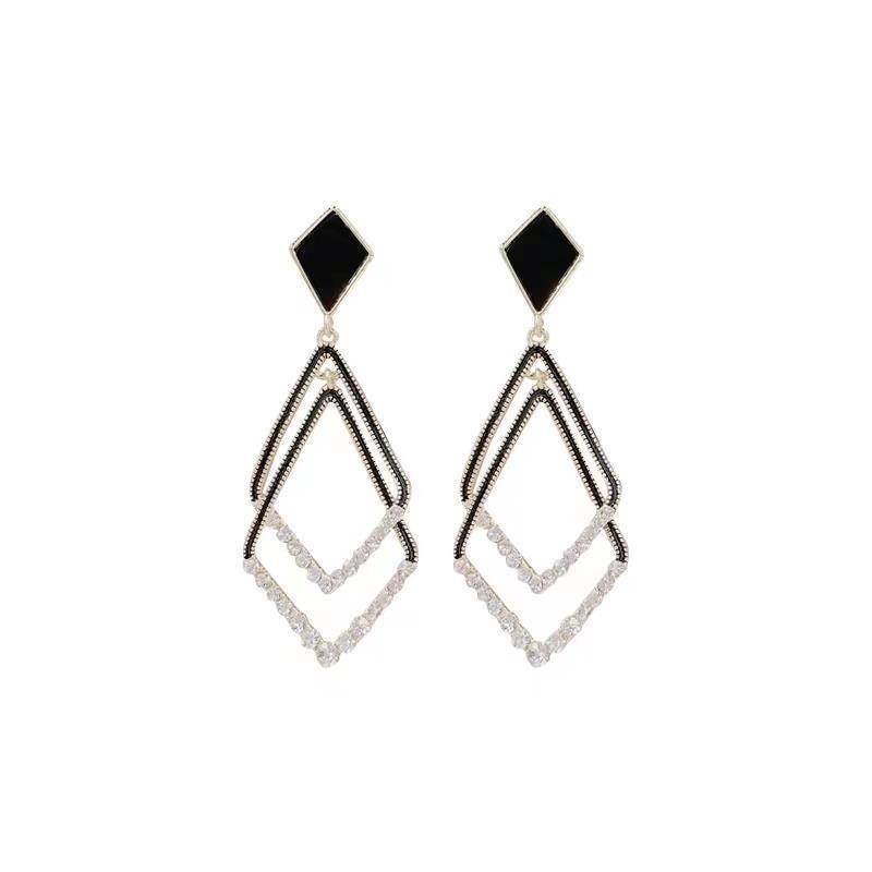 Black Double Layer Hollow Geometric Pendant Stud Earrings for Women New Style Elegant and Charming Ladies Wedding Party Jewelry
