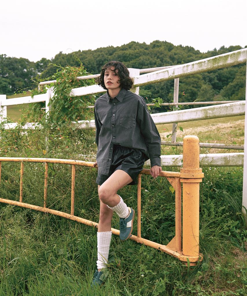 FAKE CAMPER Women'S Vintage Pigment Loose Fit Shirt [Charcoal]
