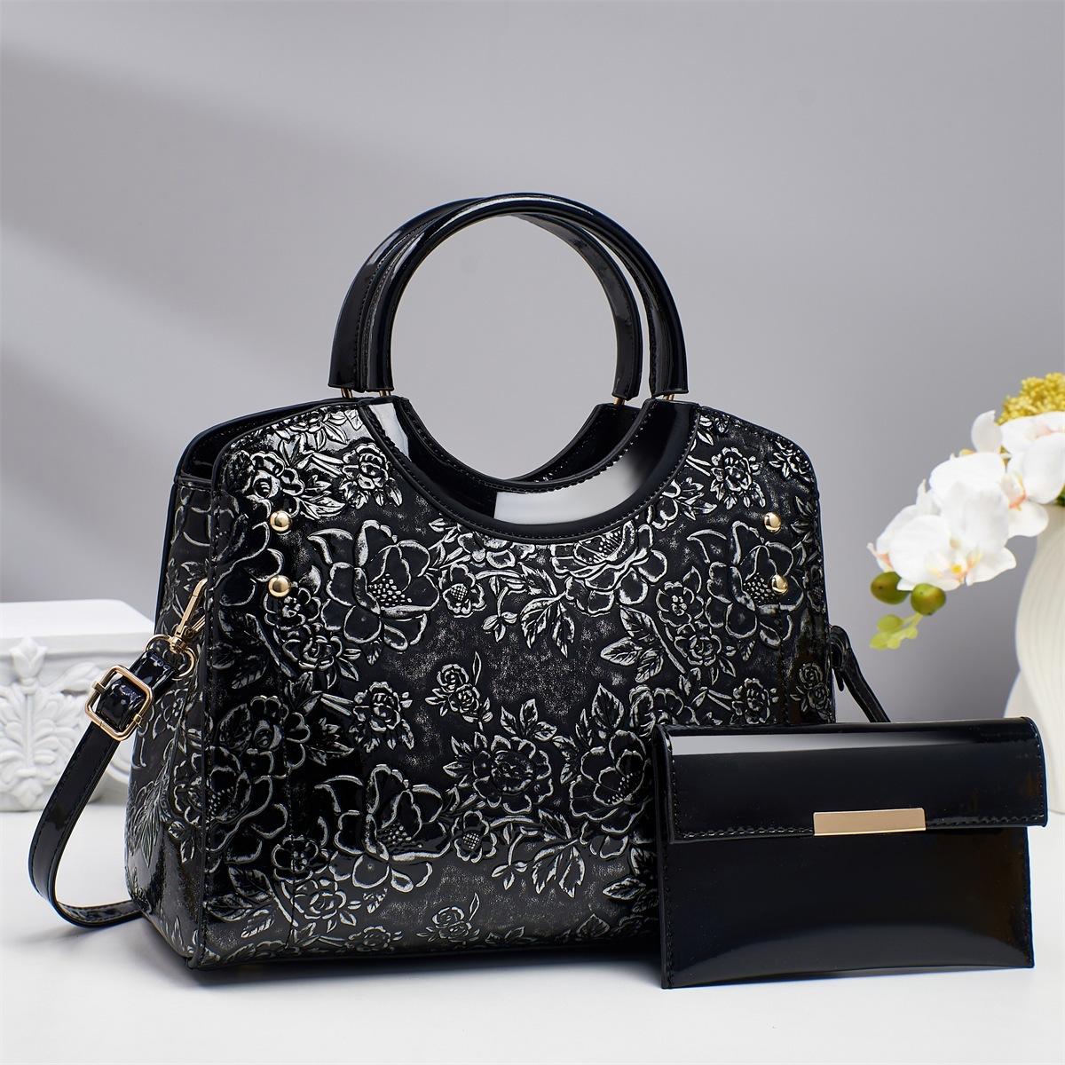 

Middle-aged women s bag high-end wedding bag atmospheric crocodile pattern mother-in-law bag wedding handbag with cheongsam bag 28*13*23CM чорний