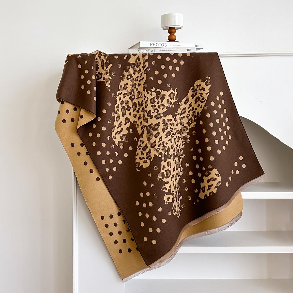 Elegant intellectual style thickened winter shawl women travel versatile multi-functional warm scarf leopard print scarf