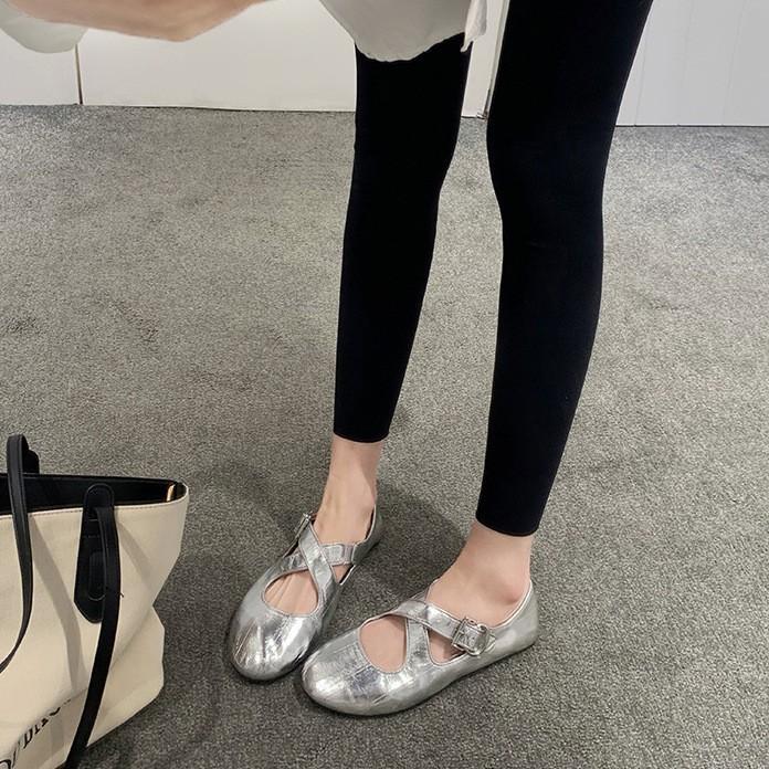

Soft-soled silver Mary Jane single shoes women s cross-buckle round head ballet flats small leather shoes 35