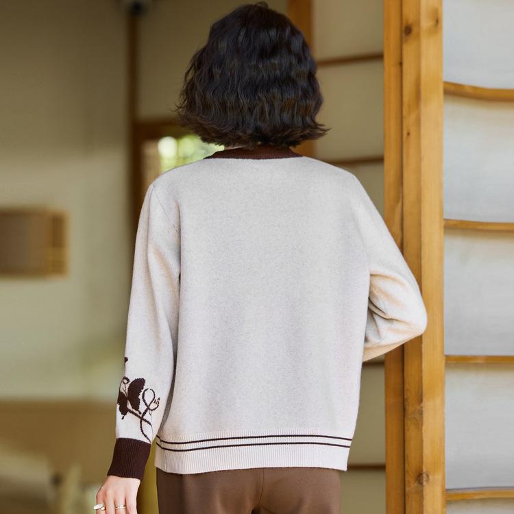 Mom's Coat Spring and Autumn Style Fashionable Middle-aged and Elderly Women's Tops Fashionable Sweater Jacket Autumn New Style