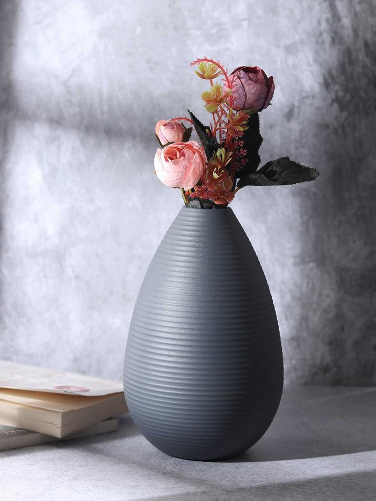 Klova Graphite Large Vase | 15 X 15 X 20 Cm