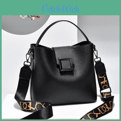 2023 New Fashion Small Fresh Handbag Street Trend Bucket Bag Pu Material