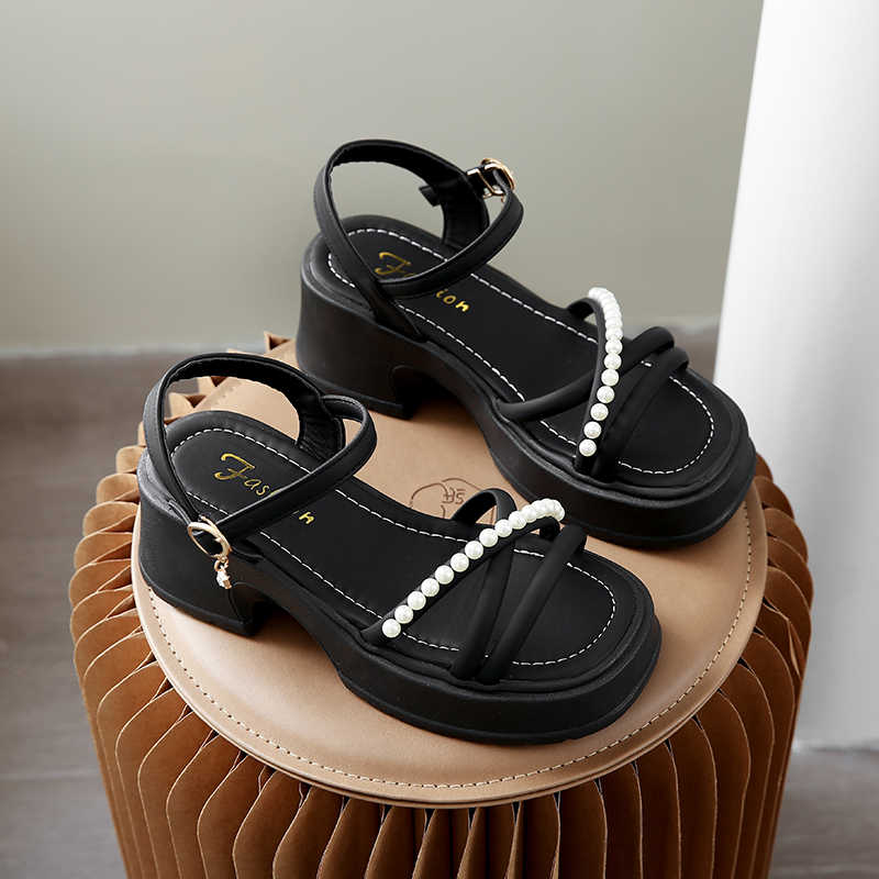 Fashion Demi-season Light Weight Women's Shoes Size 46 Summer Beach Slippers Adult Sandal Sneakers Sport Kawaiis Street Play Cool