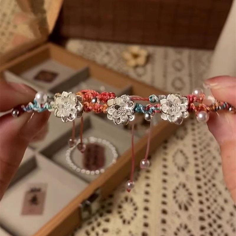 Guochao new Chinese lotus bracelet high value temperament send girlfriend exquisite design color braided rope national style jewelry