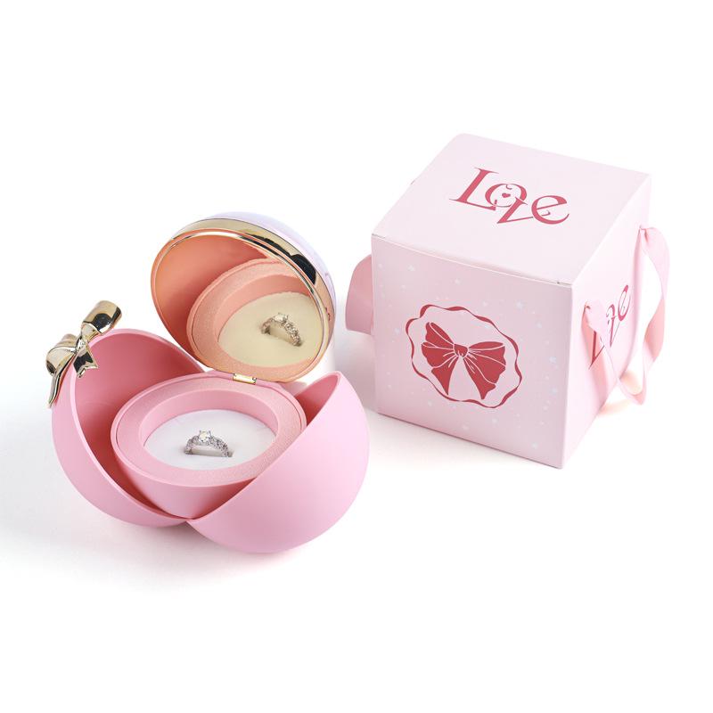 Luxury Valentine's Gift Box: Soap Rose, Necklace & Ring Display for Romantic Gesture