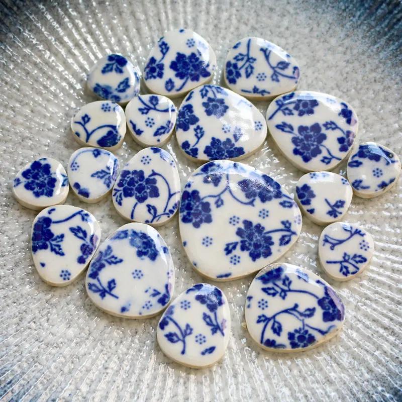 100g DIY Ceramic Mosaic Tiles Glass Leaf Petal Shape Handmade Ornaments Tiles Wall Crafts Crystal for Decorative Material Cerh1