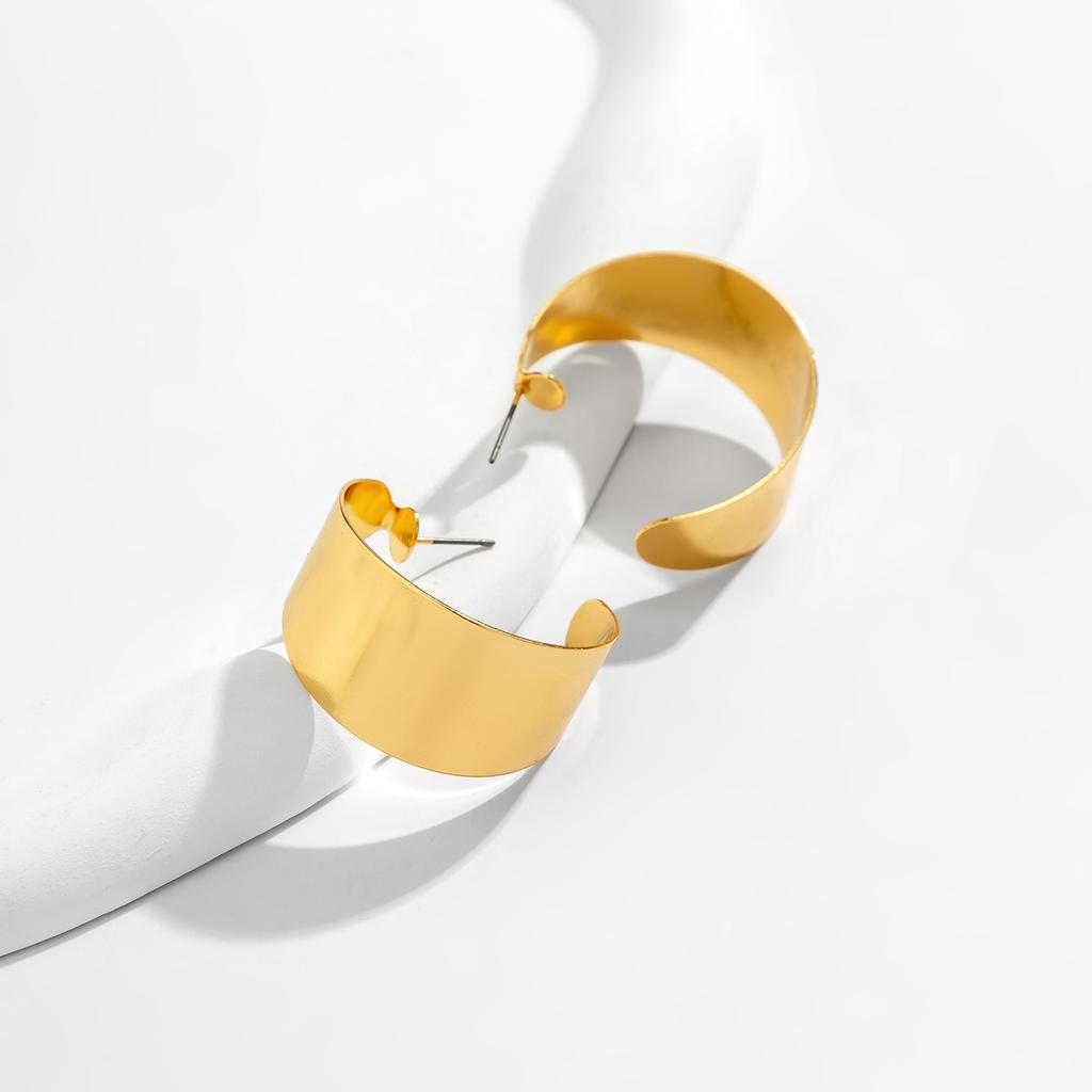 Simple Round Circle Geometric C Shapled Hoop Earrings Women Goth Gold Color Thick Metal Piercing Hoops Earrings Y2K Accessories